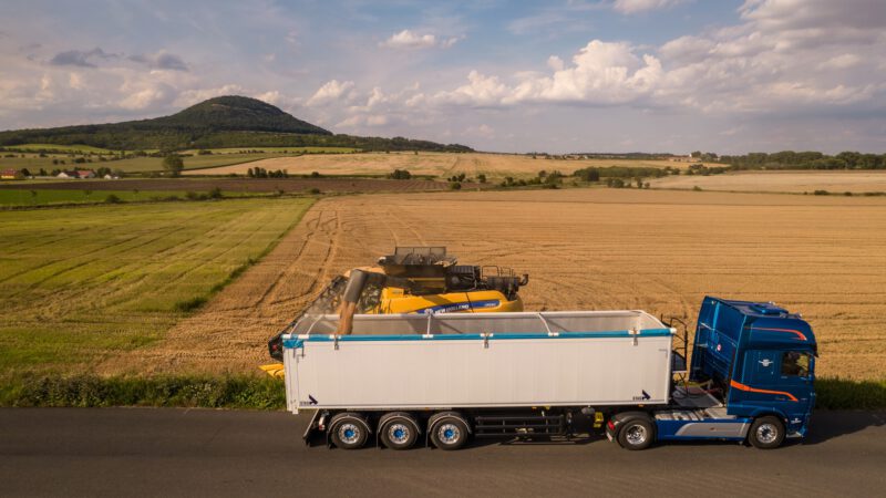 Vermietung von Schubboden- und Kippaufliegern für den Bau-, Recycling- und Landwirtschaftssektor